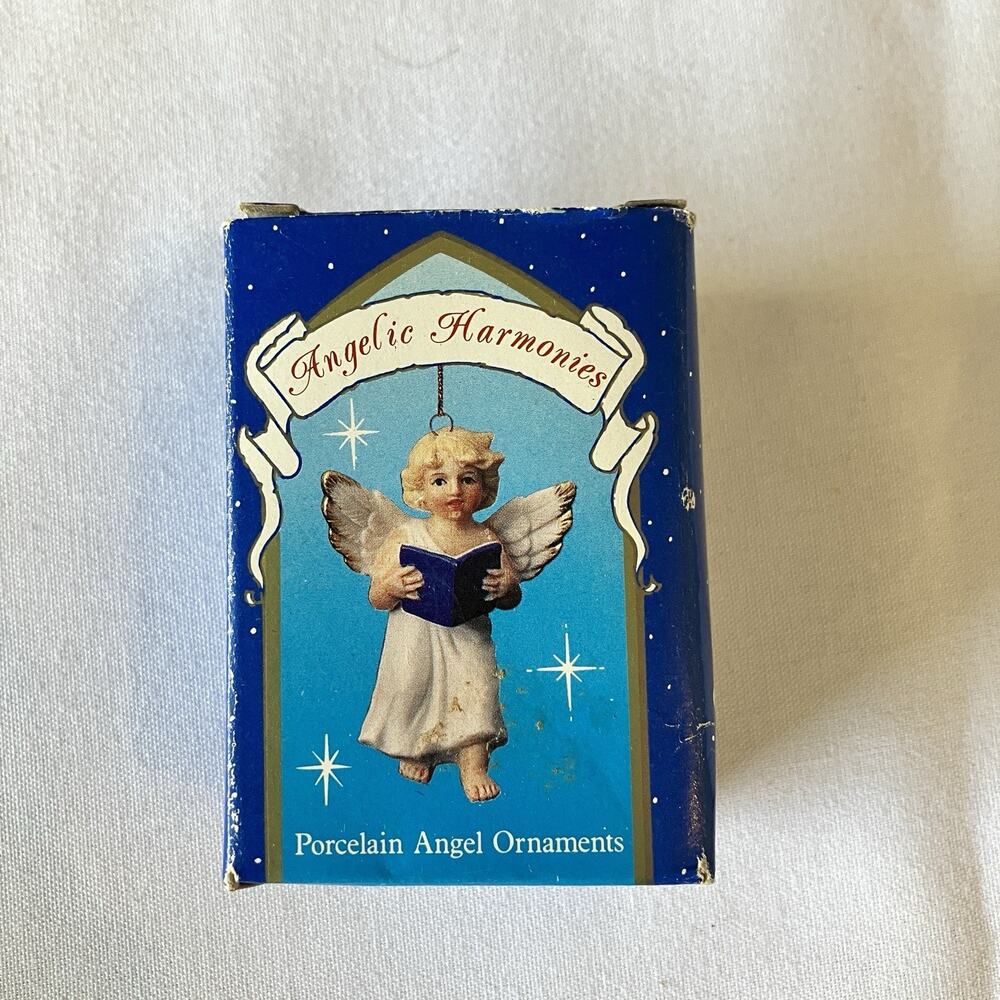 Russ Angelic Harmonies Porcelain Angel Ornament Angel Mandolin 3” With Box 5567